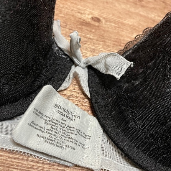 Simply Vera Vera Wang Bra - Picture 2 of 3